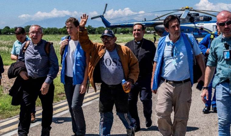 Colombia ELN guerrillas free kidnapped father of Liverpool soccer star Diaz