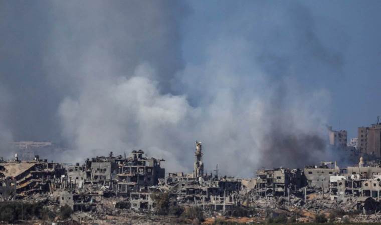 Iran warns expansion of Gaza war 'inevitable'; officials say air strikes hit hospitals