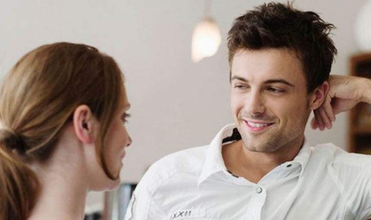 Study reveals a universal flirting secret