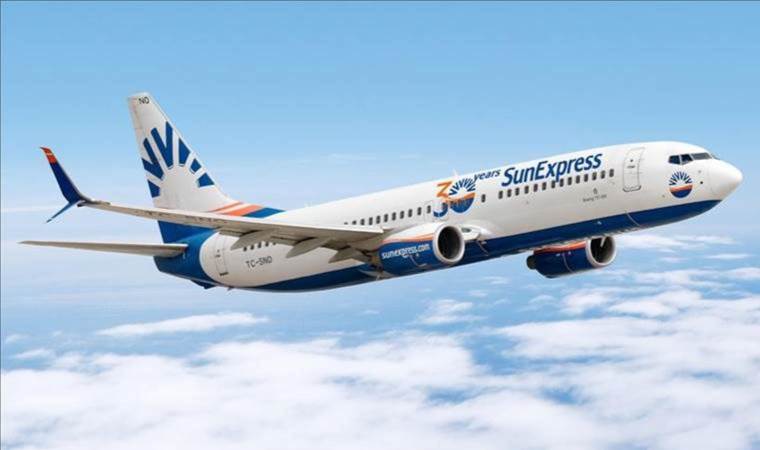 30 passengers left behind at Paris airport