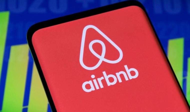 Airbnb forecasts fourth-quarter revenue below estimates on demand slowdown