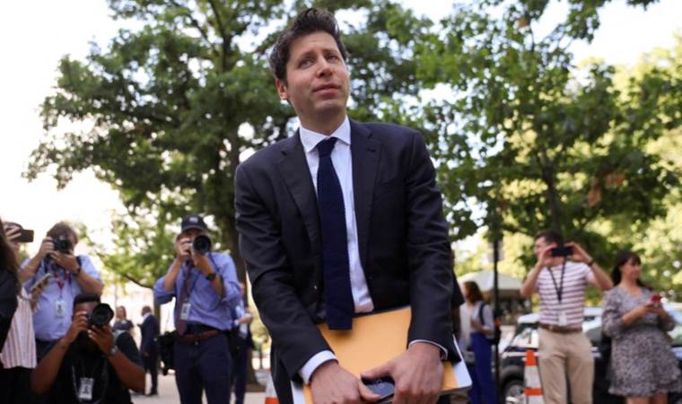 Sam Altman to lead Microsoft's AI team after leaving OpenAI