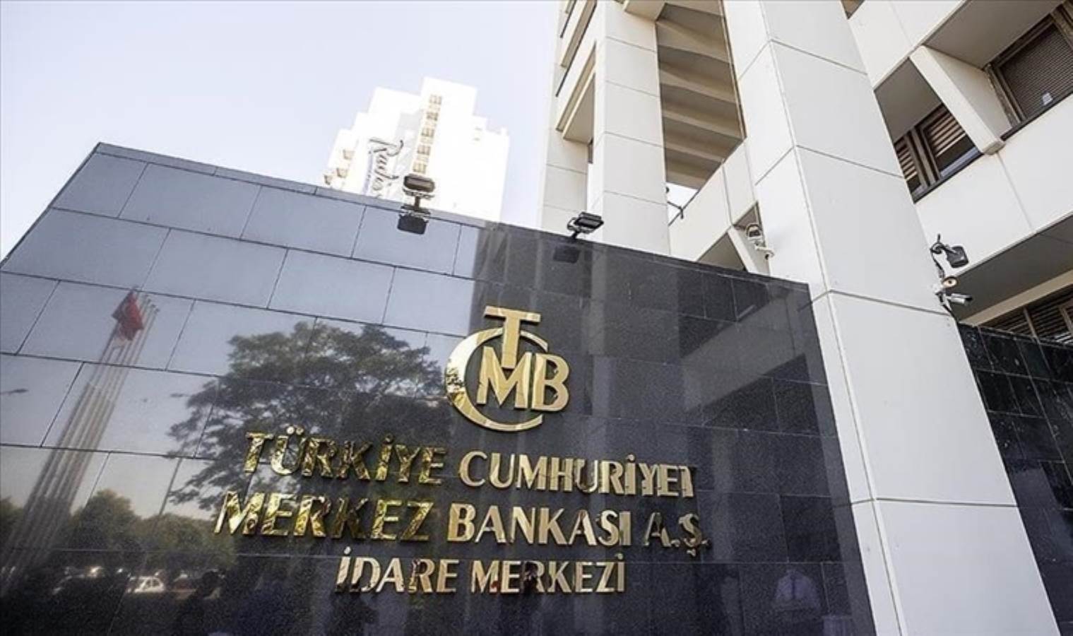 Turkey central bank hikes rate sharply