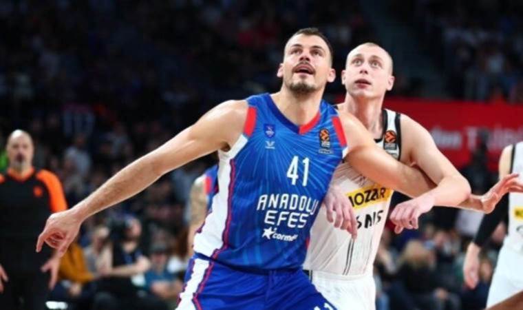Anadolu Efes releases update on player injury