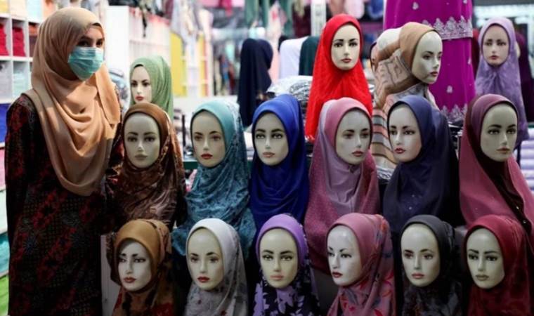EU court says public employees may be barred from wearing head scarf