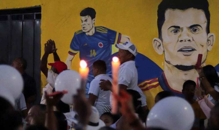 Colombian rebels, ELN say Liverpool soccer star's father to be freed soon