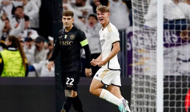 Real Madrid beats Napoli 4-2, secures top spot