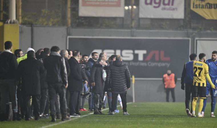Istanbulspor vs. Trabzonspor Trendyol Super Lig match halted