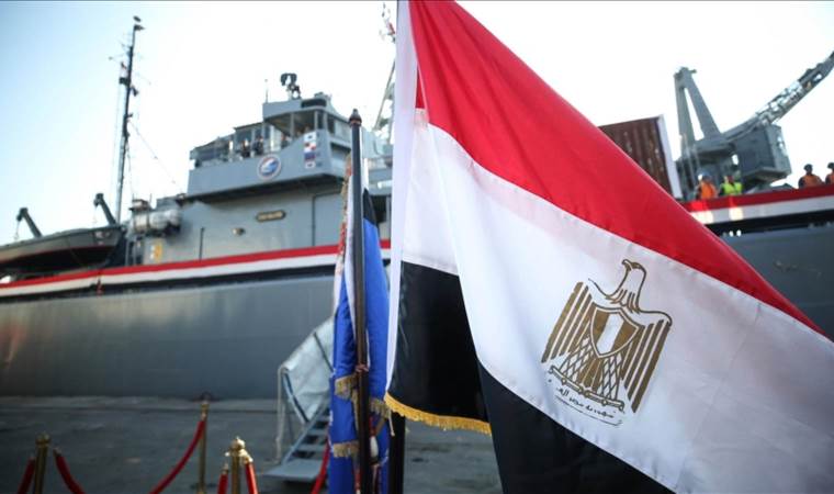 Egyptian foreign minister stresses coordination with partners over Red Sea navigation