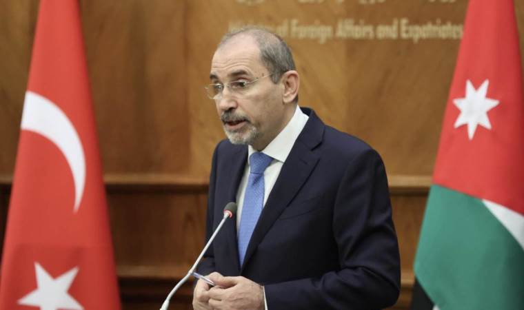 Jordanian foreign minister in Doha to discuss routes to end war in Gaza