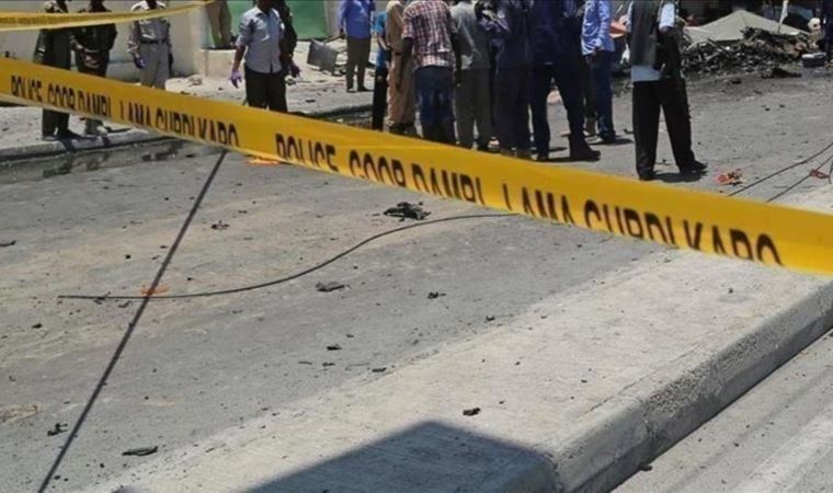Suicide bombing kills 9 paramilitary troops in southwest Pakistan: Official