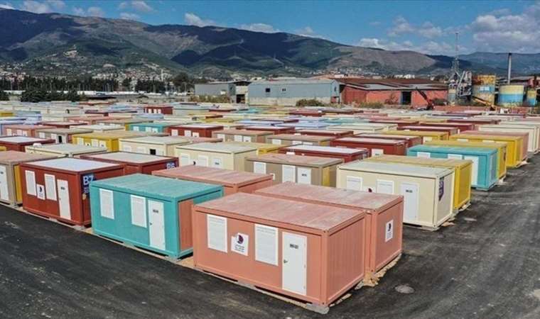 Qatar delivers last batch of mobile homes for quake victims in Turkey