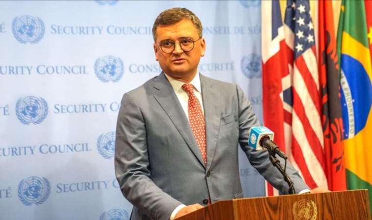 Ukraine's foreign minister: talks on grain exports bypassing Russia
