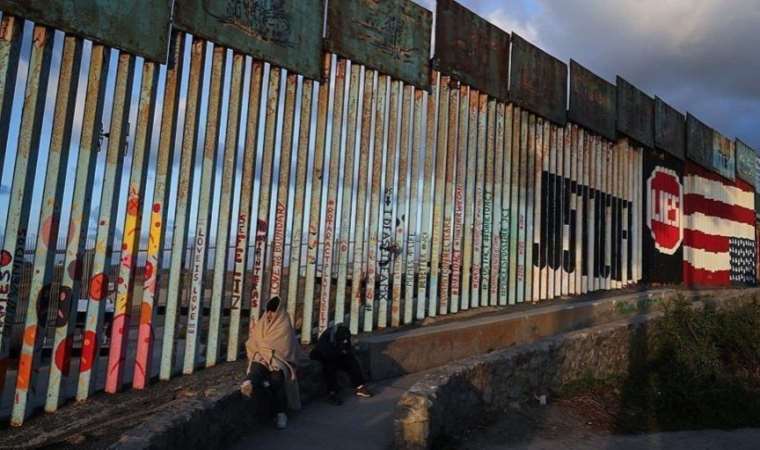 New York to distribute flyers telling migrants at U.S.-Mexico border to 'consider another city'