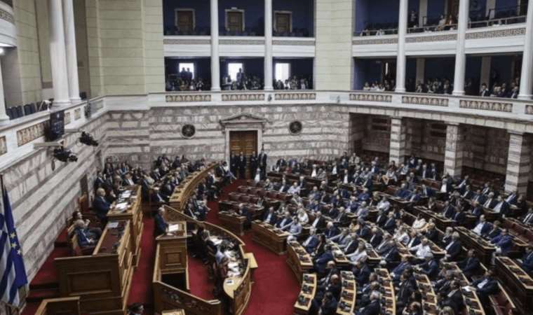 Greek socialist party demands law banning convicted neo-Nazi from running for mayor