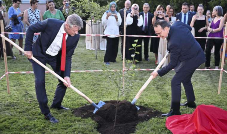 Swiss embassy in Turkey marks its national day