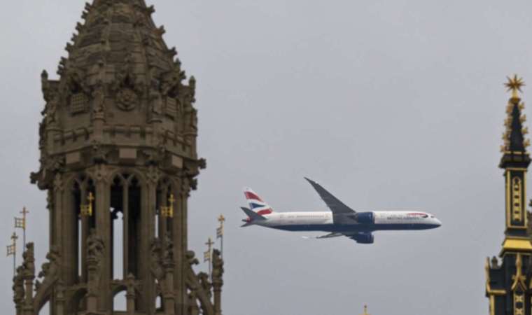 UK Air Traffic Disruption Resulting from 'Extremely Rare Set of Circumstances'