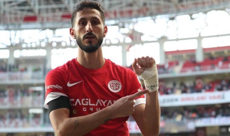 Israeli soccer player departs Turkey after detention over message