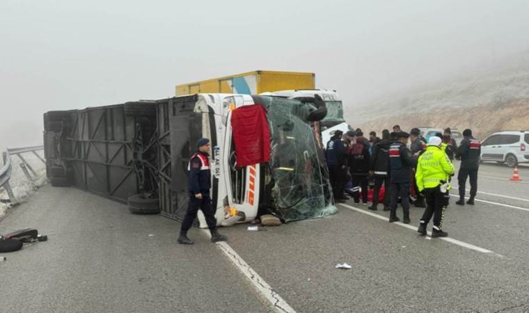 Catastrophe in Malatya: Bus overturns, resulting in deaths and injuries