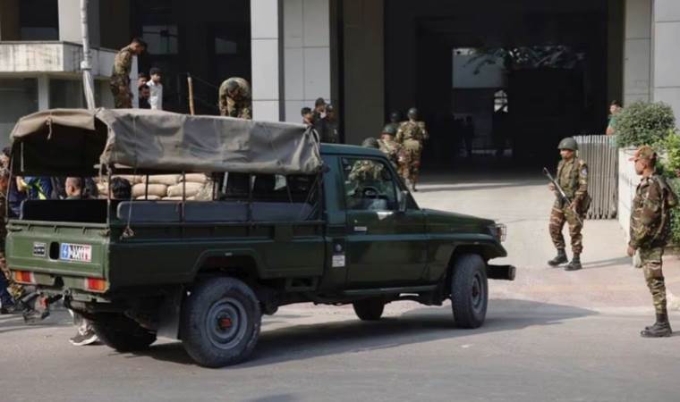 Army deployed ahead of Bangladesh election amid boycott