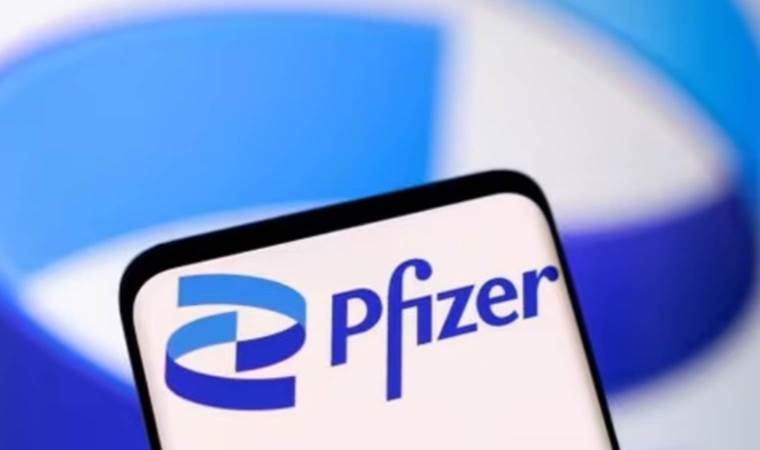 Pfizer posts surprise profit as US returns fewer COVID pill courses