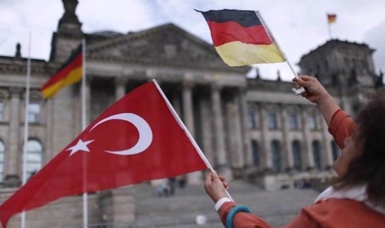 Germany reports asylum spike; Turkish applicants rank second