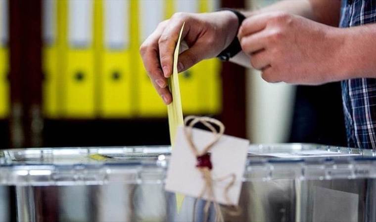Voting ends in Japanese elections, ballot tallying begins