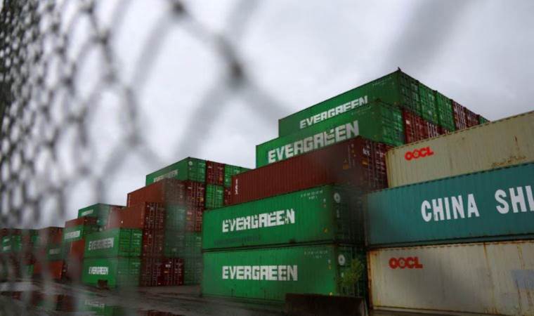 US port strike ends, leaving cargo backlog