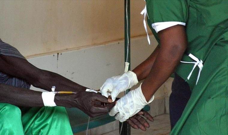 Nigeria receives 600,000 doses of cholera vaccine to contain outbreak