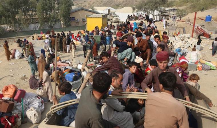 Pakistan says repatriated nearly 800,000 undocumented Afghans in a year