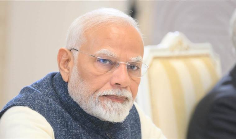 Modi's BJP, allies set to retain power in India's richest state Maharashtra
