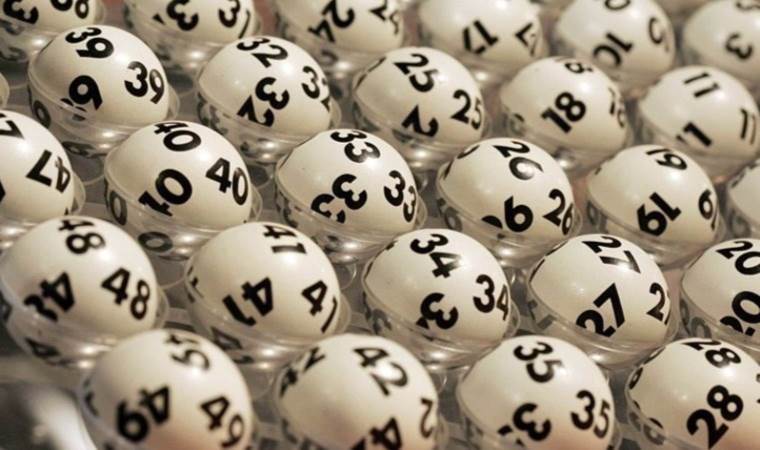 Students crack lottery system: 6 million dollars win in strategic victory