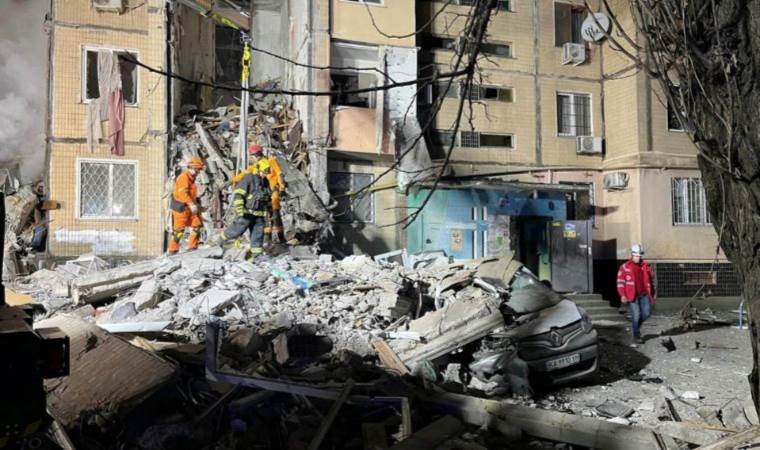 Russian drone attack devastates Odesa apartment block: Two killed, eight wounded, six missing