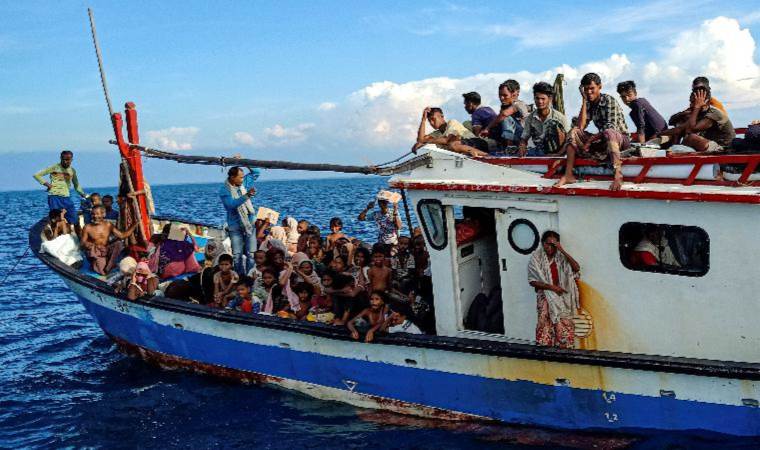 Indonesia rescues 69 Rohingya refugees after boat capsizes