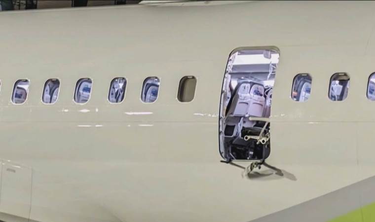 Boeing CEO Dave Calhoun to step down in management shakeup amid safety crisis