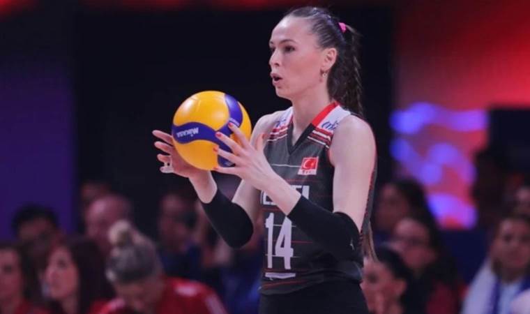 Eda Erdem Dundar: Turkish volleyball captain nominated for prestigious Courage Award