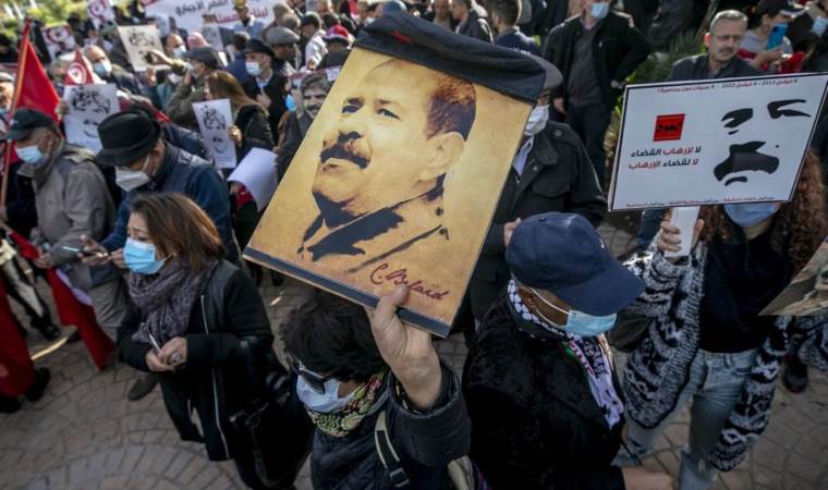 Tunisia sentences 4 to death, 2 to life in prison for assassination of politician in 2013
