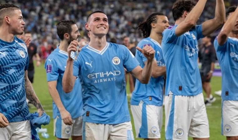 Manchester City triumphs over Manchester United 3-1