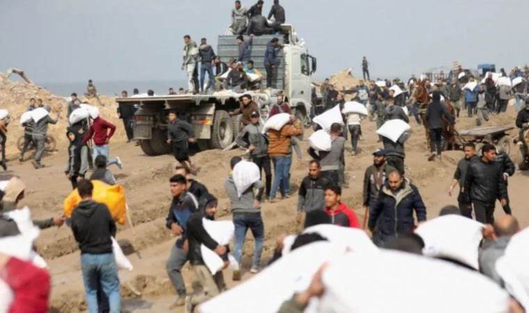 Airdropping aid in Gaza: Controversy amid crisis