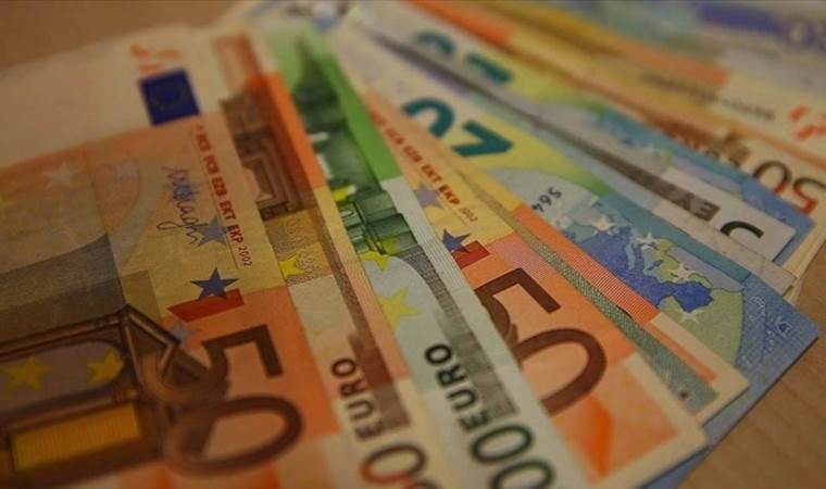 Euro hits new high against the Lira