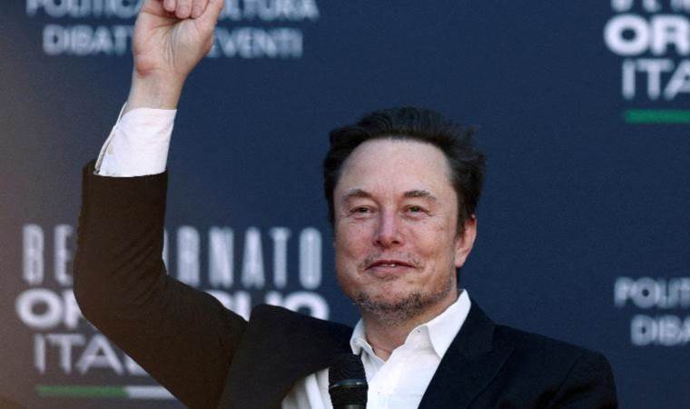 Musk decision to leave knife attack video on X prompts police terror warning, says Australian senator
