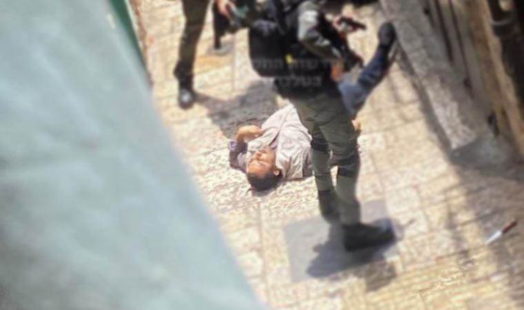 Turkish imam stabs Israeli policeman in Jerusalem