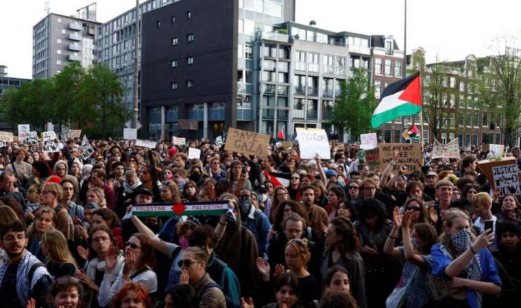Pro-Palestinian demonstrators occupy UvA overnight