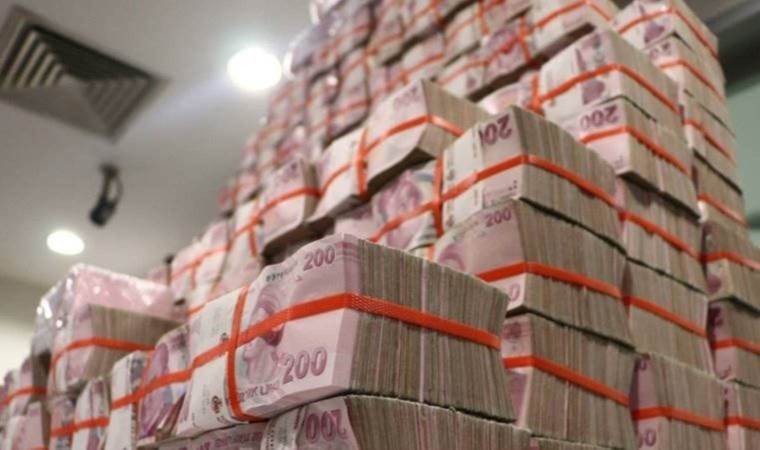 Turkiye's budget surplus after six months