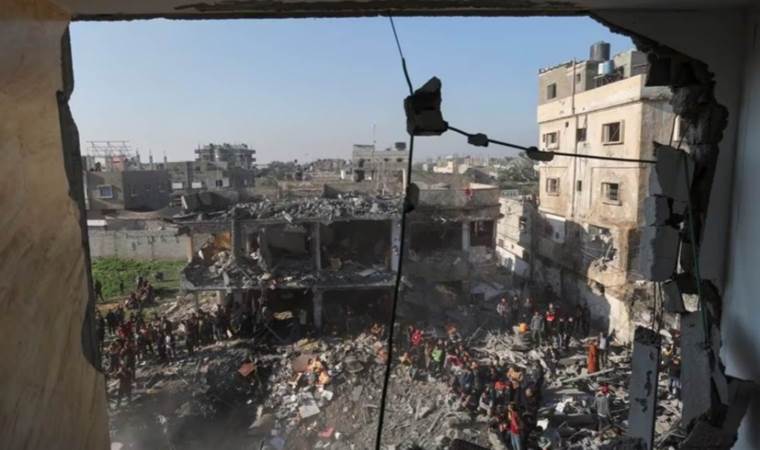 Israeli airstrike kills eight at Gaza aid centre