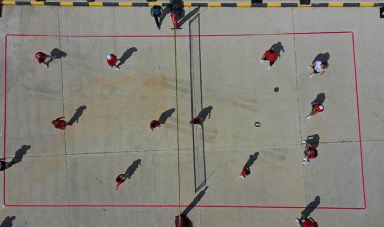 Volleyball friendly game played at Turkiye-Greece border