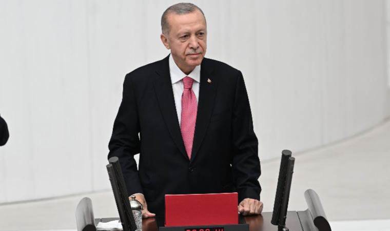 Erdogan says Turkiye stands with Lebanon in light of tensions with Israel