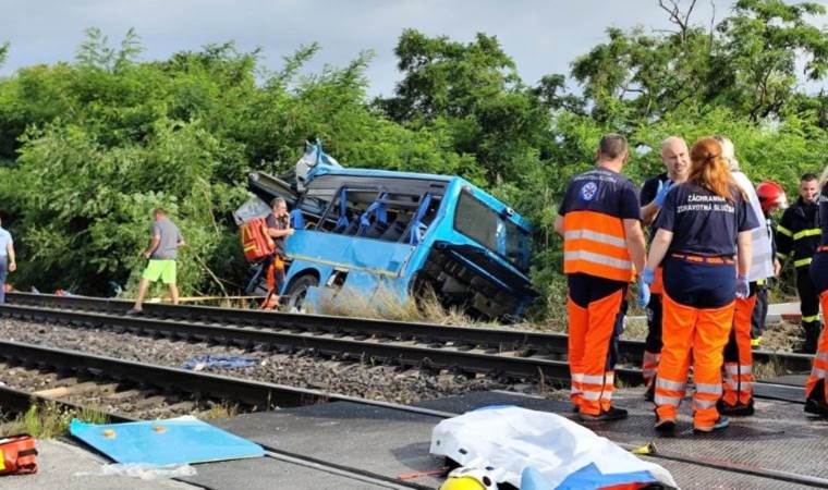 Seven die in train collision with bus in Slovakia
