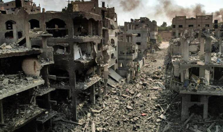 Israeli forces pull back after Gaza City offensive, leaving dozens of bodies, rescue service says