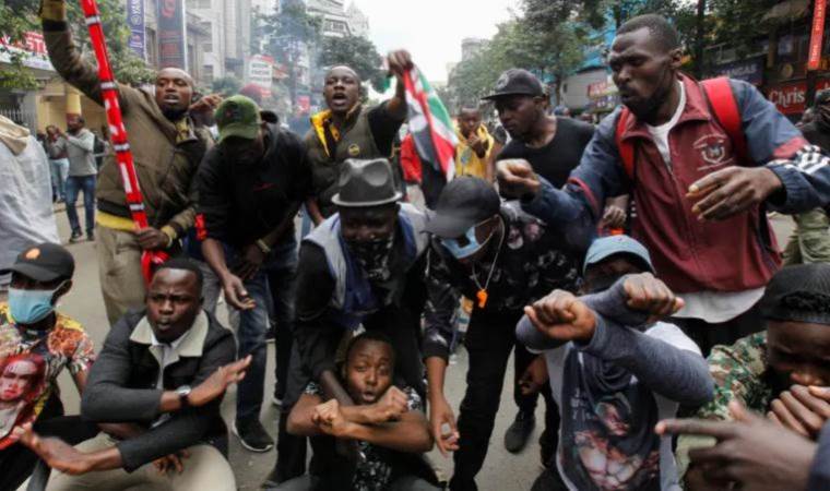 Kenya police ban protests in central Nairobi, blame criminal infiltration